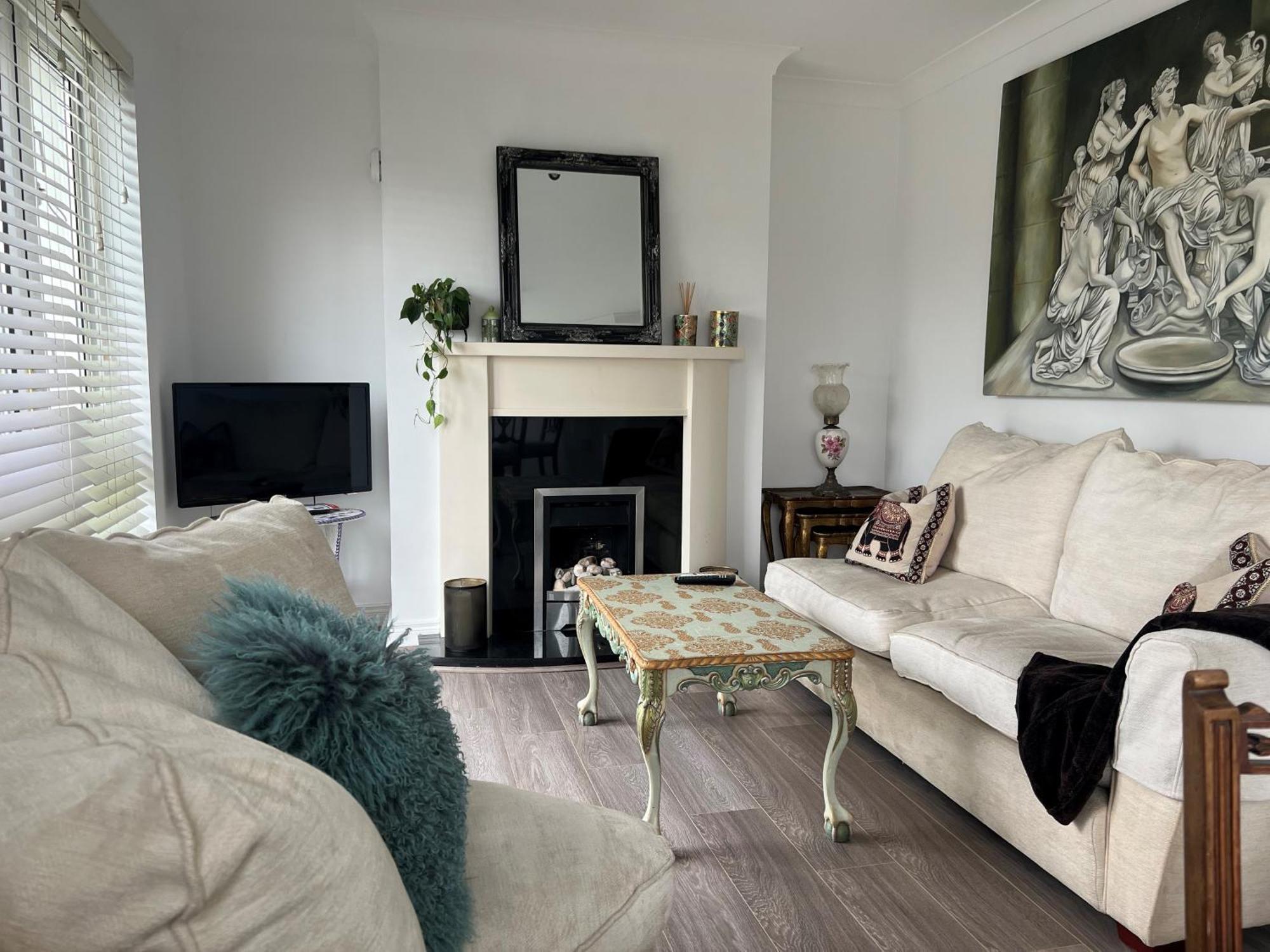 Cosy 2 Double Bed Apartment Swords Exteriör bild